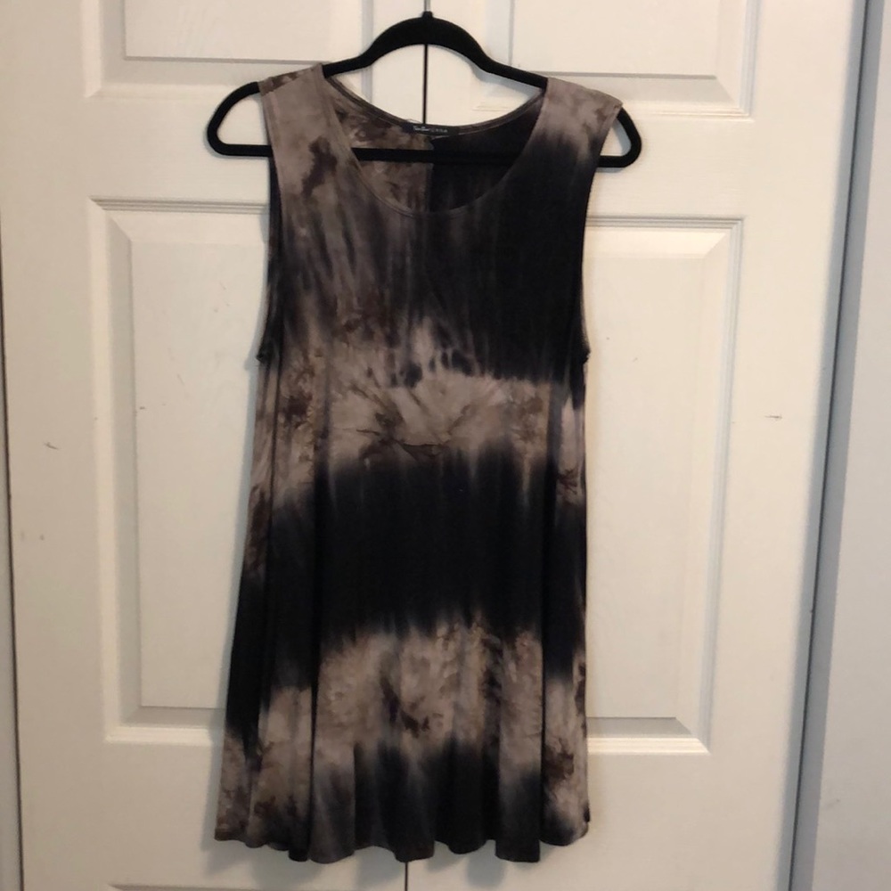 Brown tie-dye tunic